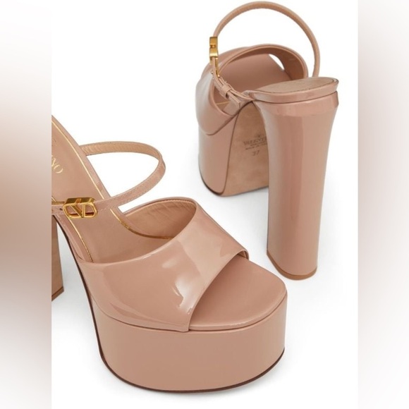 Valentino Garavani Tan-Go 155mm platform sandals - Picture 5 of 6